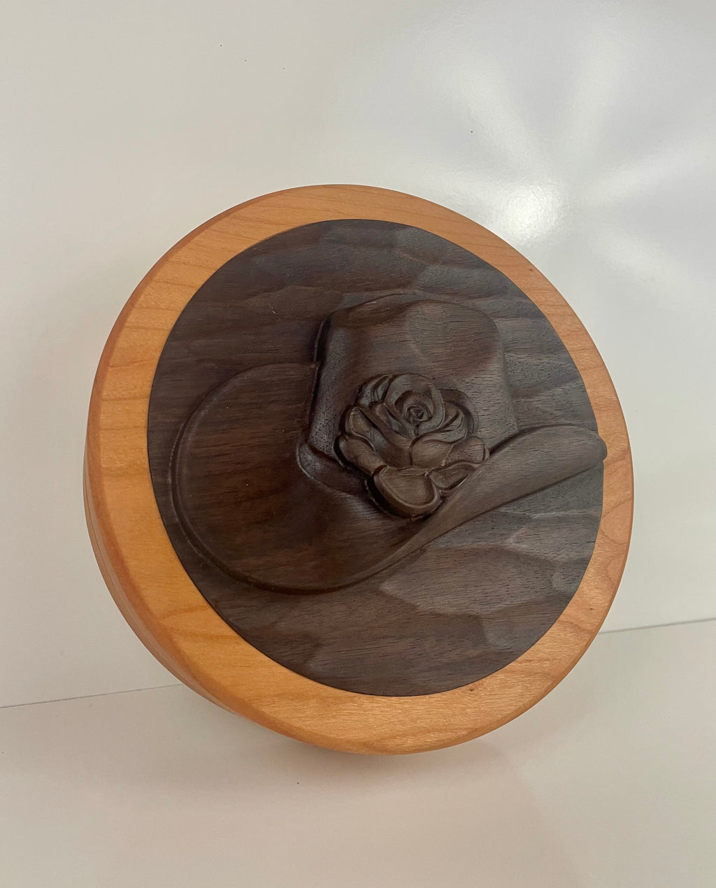 Cattleman and Rose Box